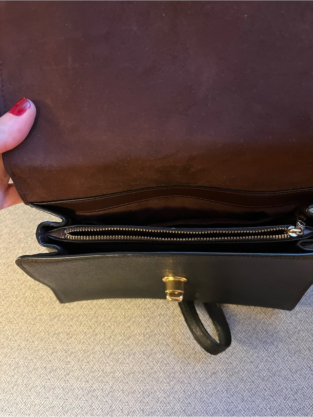 💗COACH Tilley Cross-body Top Handle Twist Lock Gold hardware Leather bag - Picture 6 of 7